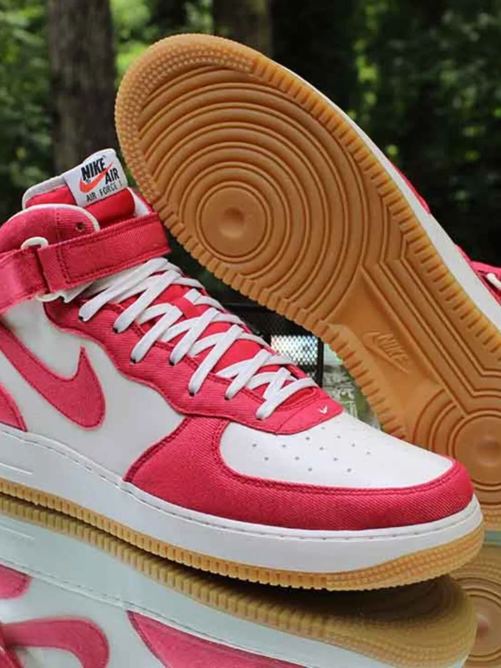 Nike Air Force 1 Mid University Red Sail Gum 2015